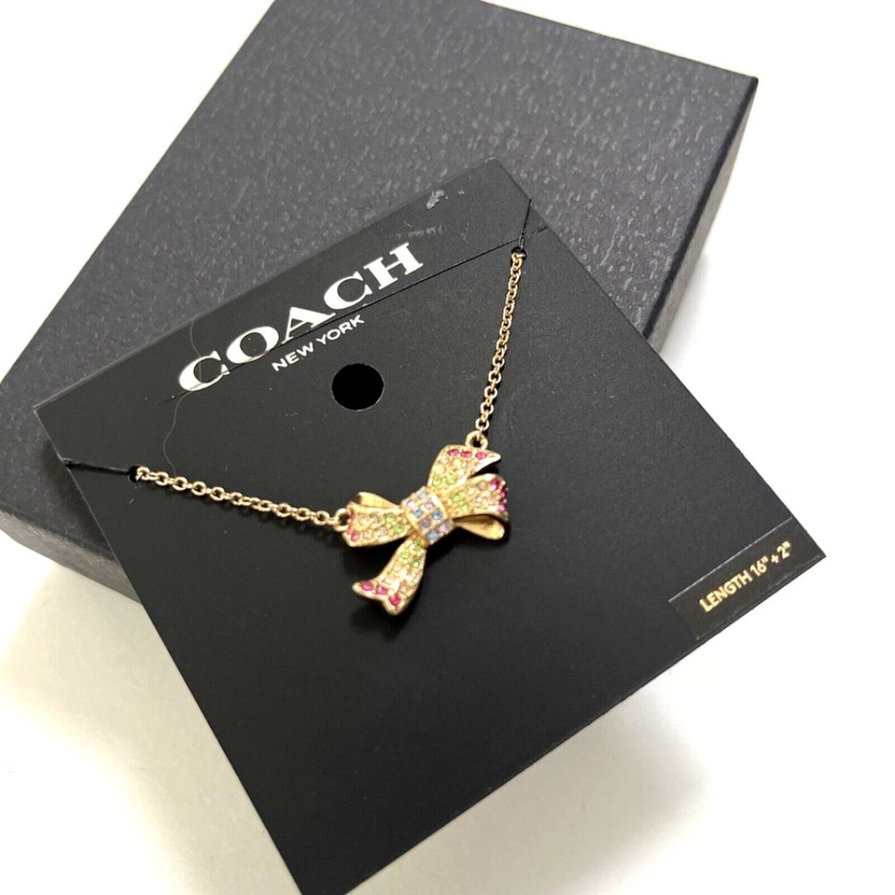 New & Original $118 COACH Pavé Bow Pendant Necklace Rhinestone 16" + 2" Length - Picture 3 of 8